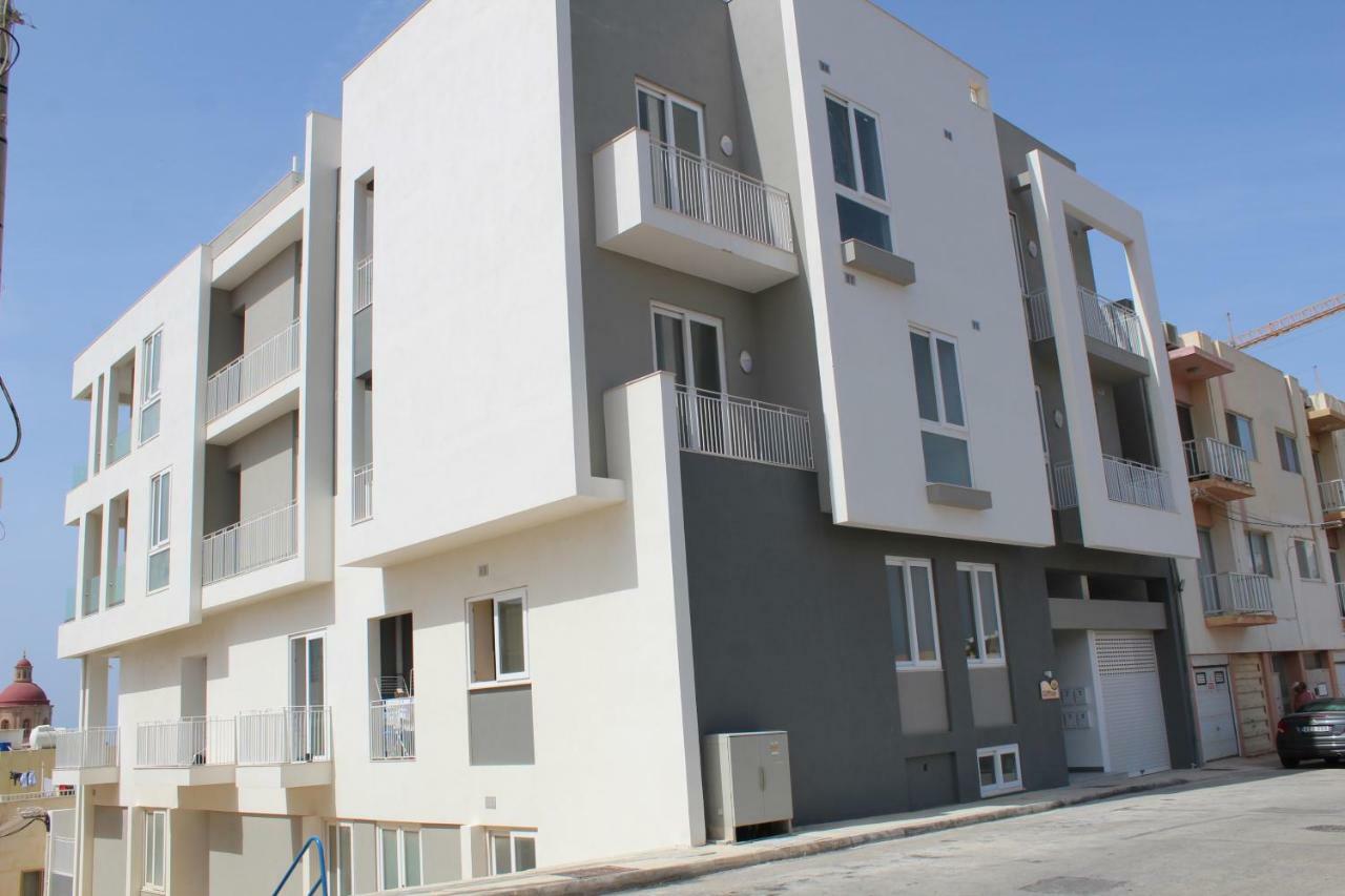 Clifftop Modern Apartment เมลลิฮา ภายนอก รูปภาพ
